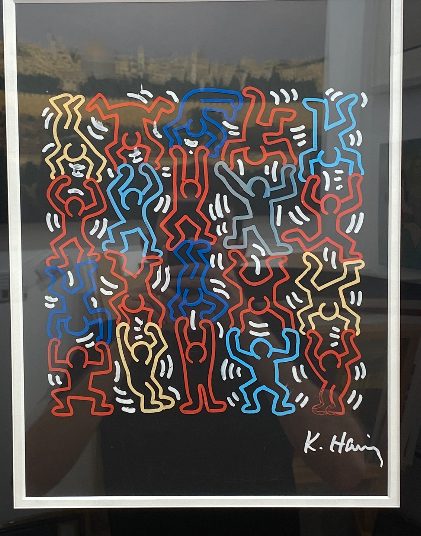 Dancing Figures